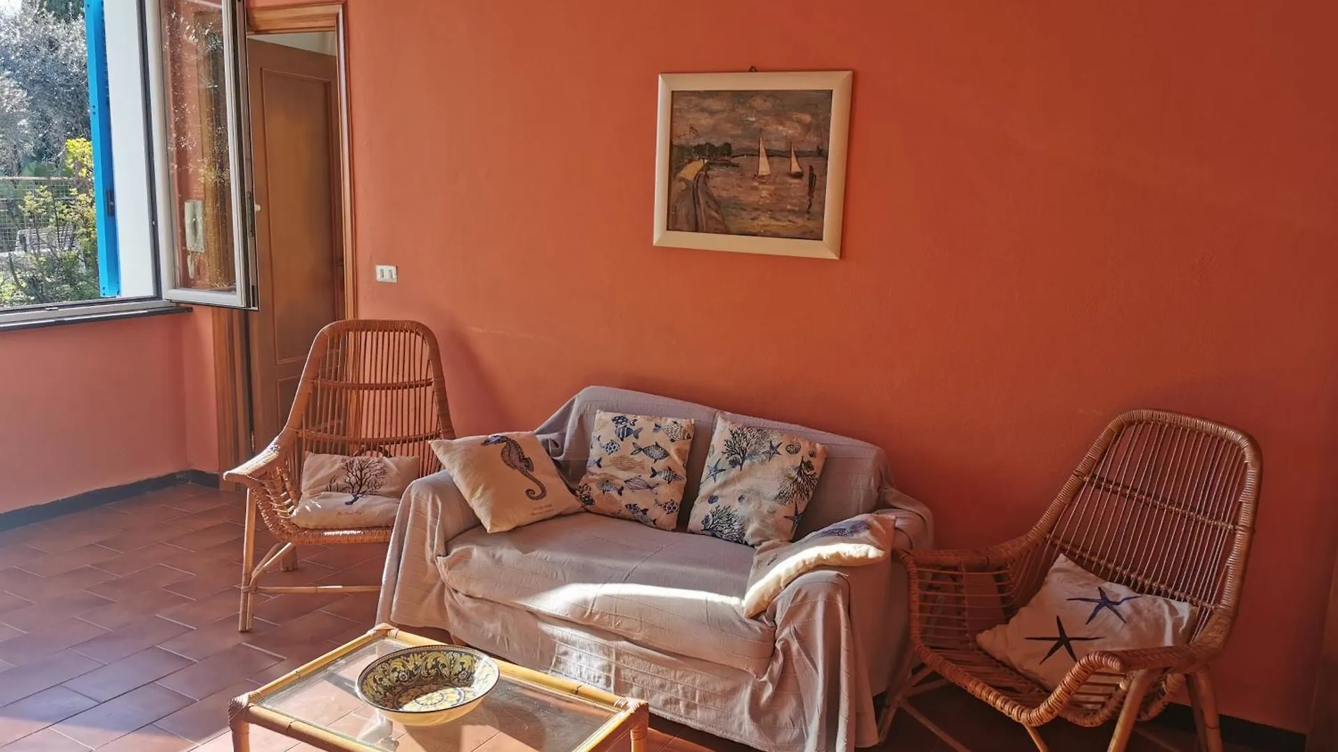 White & Blue House Apartment Chiavari 0*,  Italy