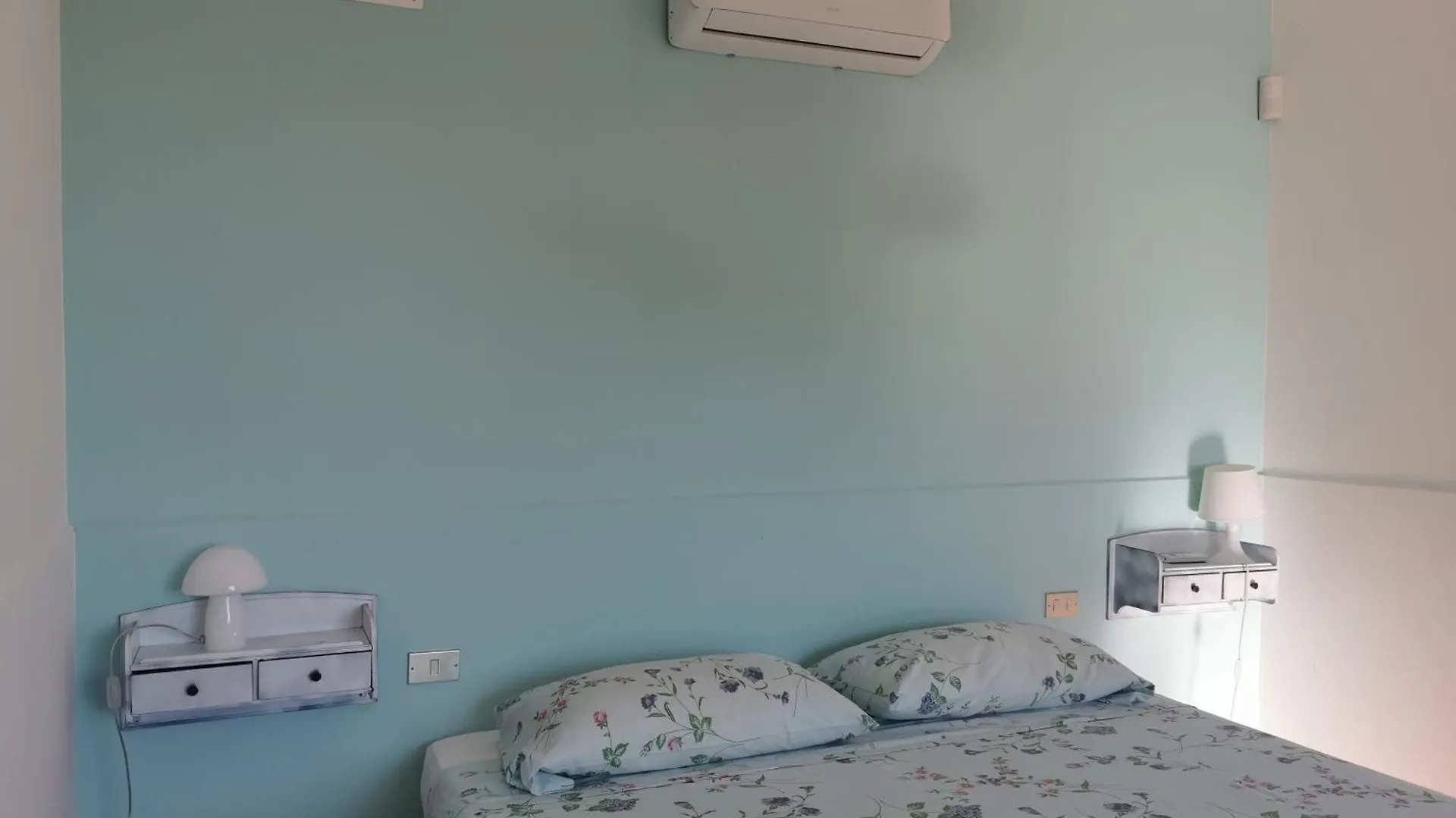 White & Blue House Apartment Chiavari